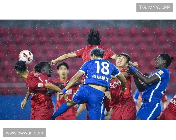 上海足球队强势领跑总决赛积分榜以61分稳居第一