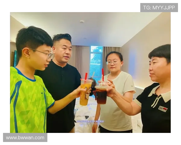 极限挑战与人生哲学吴芳的深度对话与运动探索之旅